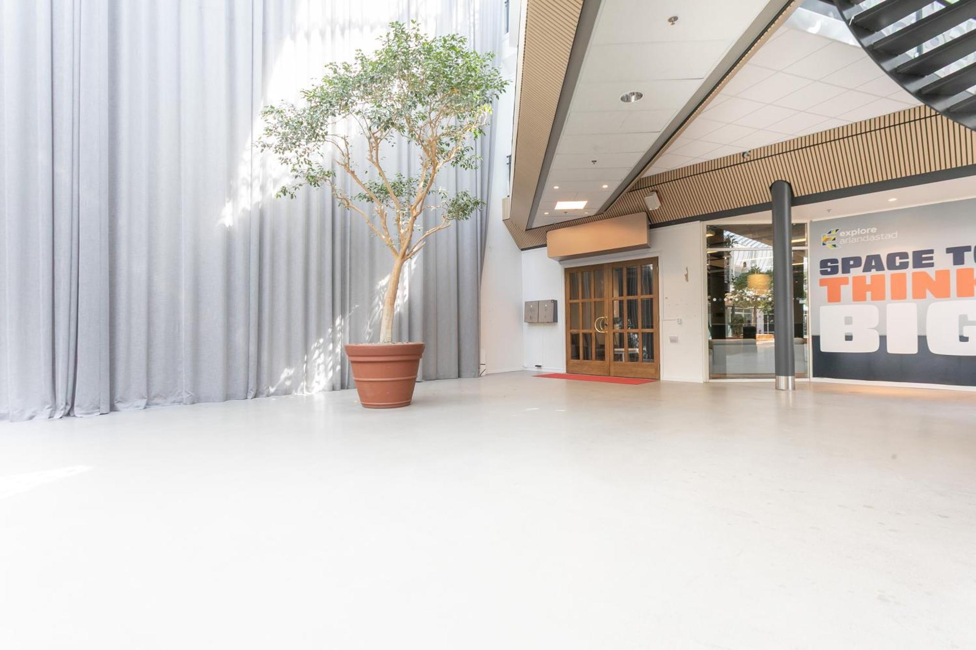 Apartdirect Arlandastad Aparthotel