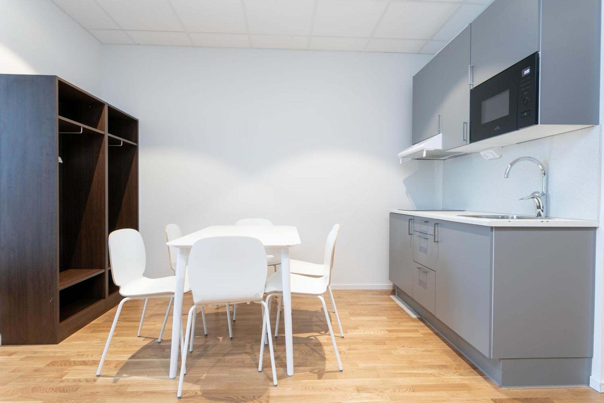 Apartdirect Arlandastad Aparthotel